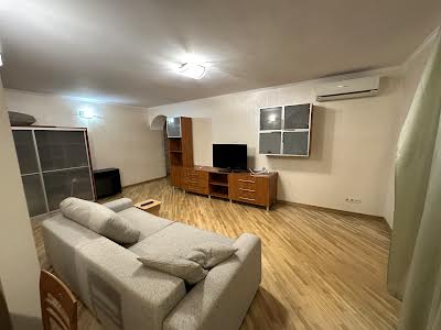 квартира по адресу Миколы Бажана просп., 26