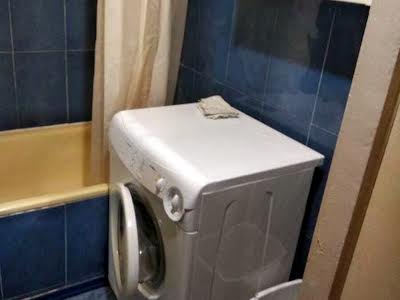 квартира за адресою Анни Ахматової вул., 19