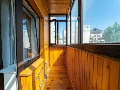 квартира за адресою Олександра Кониського вул., 28А-30А
