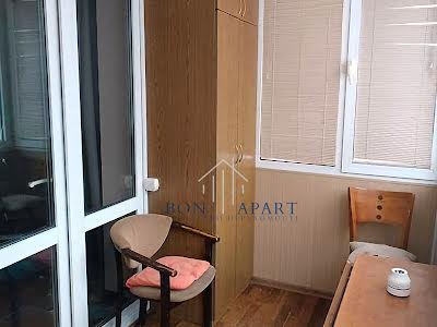 квартира за адресою Хмельницька вул., 2