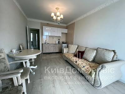 квартира за адресою Драгоманова вул., 2-Б