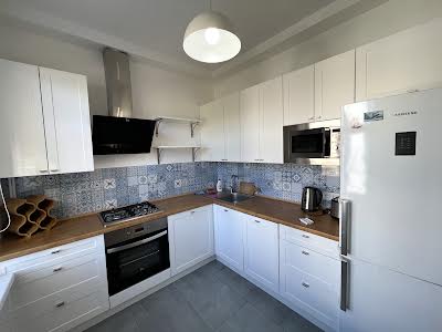 квартира по адресу Кловский спуск, 6