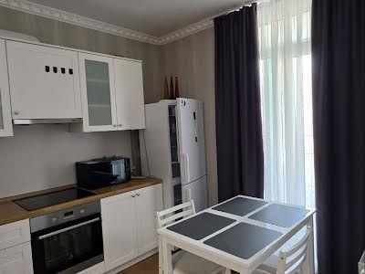 квартира за адресою Регенераторна вул., 3