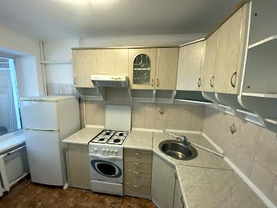 квартира за адресою Сергія Набоки пл., 4