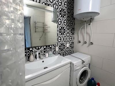 квартира за адресою Кургузова вул., 11-В