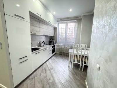 квартира за адресою Золотоустівська вул., 47-49