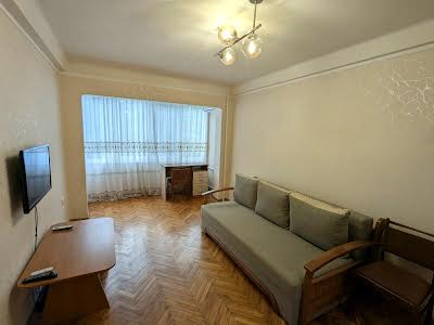 квартира за адресою Ентузіастів вул., 33
