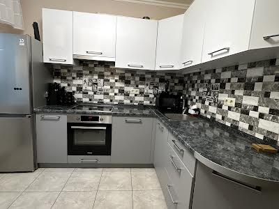 квартира по адресу Бориса Гмыри ул., 16а
