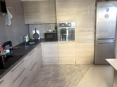 квартира за адресою Воскресенська вул., 16В