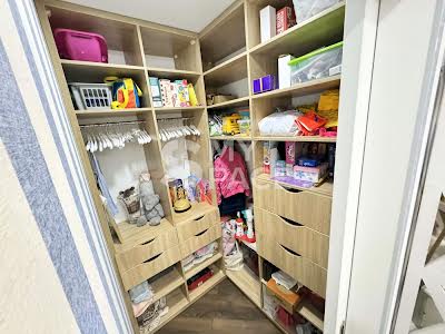 квартира за адресою Анни Ахматової вул., 22