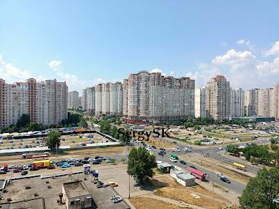 квартира за адресою Анни Ахматової вул., 23