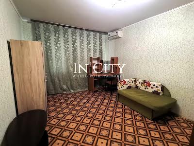квартира за адресою Героїв Дніпра вул., 45