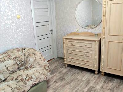квартира за адресою Оноре де Бальзака вул., 4