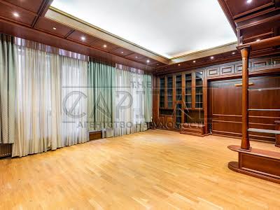 коммерческая по адресу Жилянская ул., 5/60