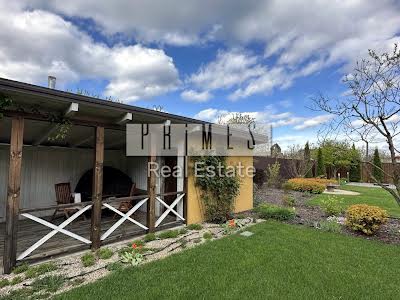 будинок за адресою с. Козаровичі, Квіткова