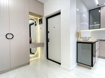 квартира по адресу с. Софиевская борщаговка, Мартинова просп., 20