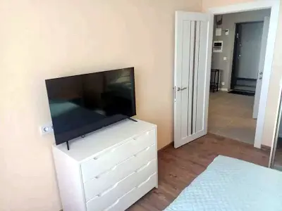 квартира за адресою Віктора Некрасова вул. (Північно-Сирецька), 10