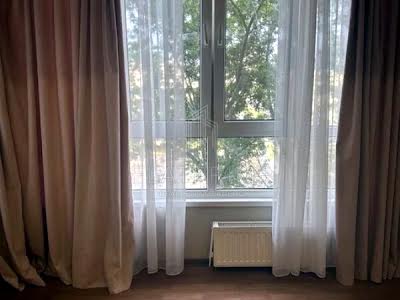 квартира за адресою Йорданська вул. (Лайоша Гавро), 4-А