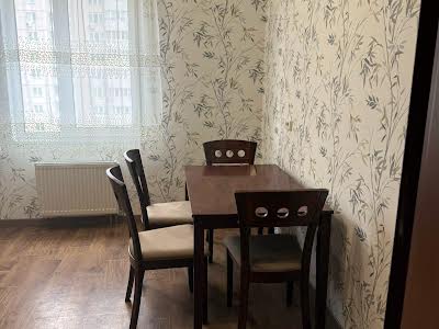 квартира за адресою Здолбунівська вул., 13