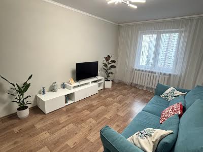 квартира по адресу Киев, Григория Ващенко ул., 3