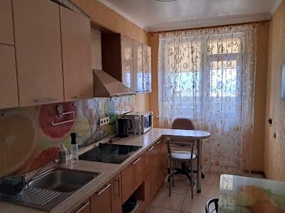 квартира по адресу Натальи Ужвий ул., 12