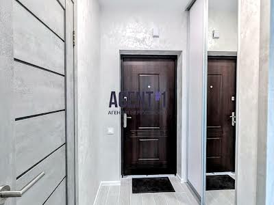 квартира за адресою Садова вул., 51Б