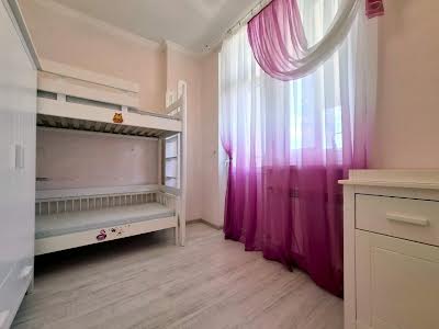 квартира за адресою Генерала Генадія Воробйова вул. (Курська), 13-Е