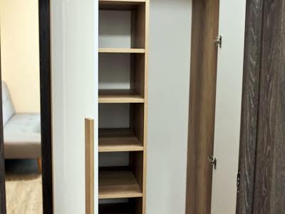 квартира за адресою Ревуцького вул., 40-Г