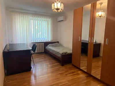 квартира за адресою Князів Острозьких вул. (Московська), 24