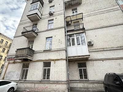 комерційна за адресою Панаса Мирного вул., 1