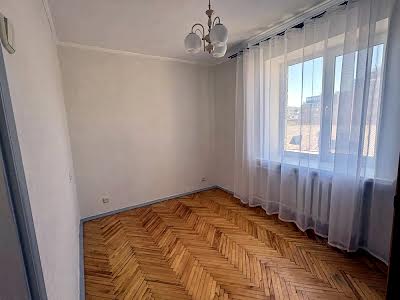 квартира за адресою Київ, Почайнинська вул., 62