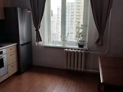 квартира по адресу Драгоманова ул., 8-Б