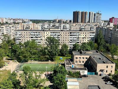 квартира за адресою Романа Шухевича просп. (Генерала Ватутіна), 2