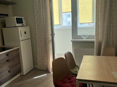 квартира за адресою Воскресенська вул., 14