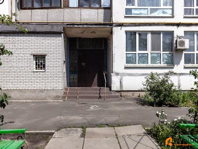 квартира за адресою Братиславська вул., 22