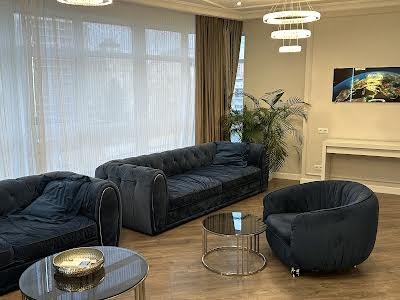 квартира по адресу Кловский спуск (Кловський), 7а