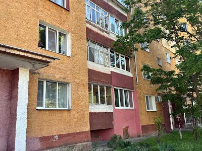 квартира за адресою Славутич, Добрининський квартал, 5