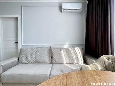квартира за адресою Зарічна вул., 6корп4
