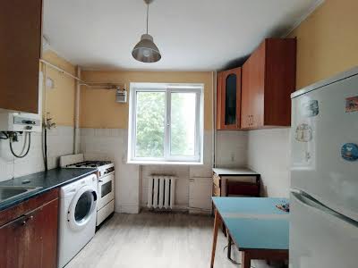 квартира за адресою Садово-Ботанічна вул. (Тимірязєвська), 4