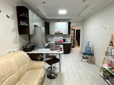 квартира за адресою Київ, Драгоманова вул., 2