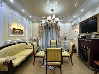 квартира за адресою Київ, Кропивницького вул., 8