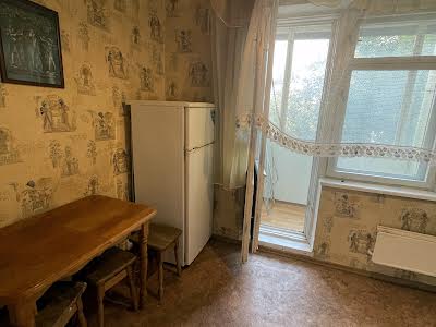 квартира по адресу Чернобыльская ул., 10-А