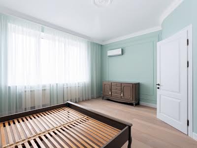квартира по адресу Леси Украинки бульв., 23А