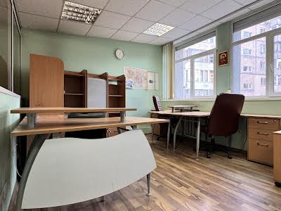комерційна за адресою Берестейський просп. (Перемоги), 21а