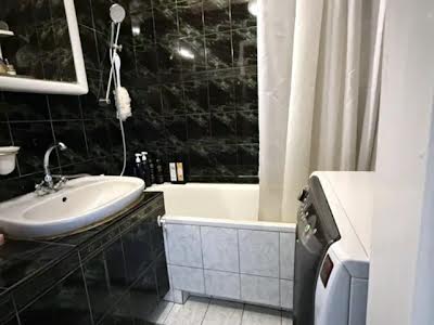 квартира за адресою Озерна вул., 14