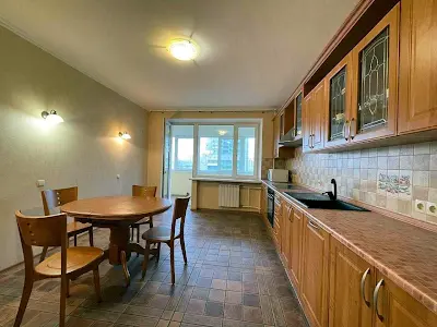 квартира за адресою Тарасівська вул., 21
