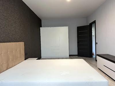 квартира за адресою Боголюбова вул., 33