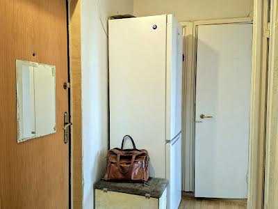 квартира за адресою Прирічна вул., 19