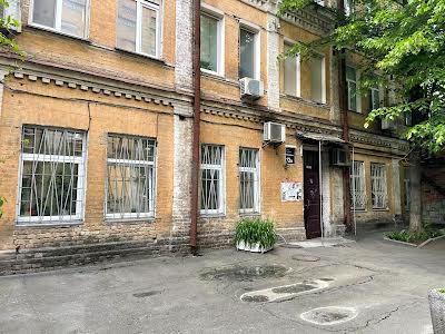 комерційна за адресою Євгена Чикаленка вул. (Пушкінська), 12-В