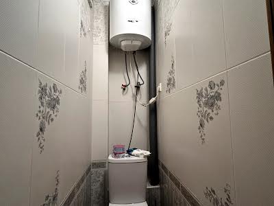 квартира за адресою Автозаводська вул., 5